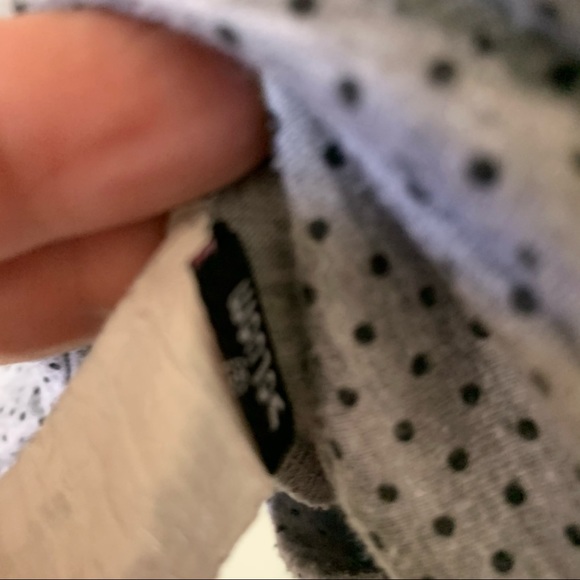 Volcom Long Sleeve Gray Top with Black Polka Dots - Picture 5 of 8